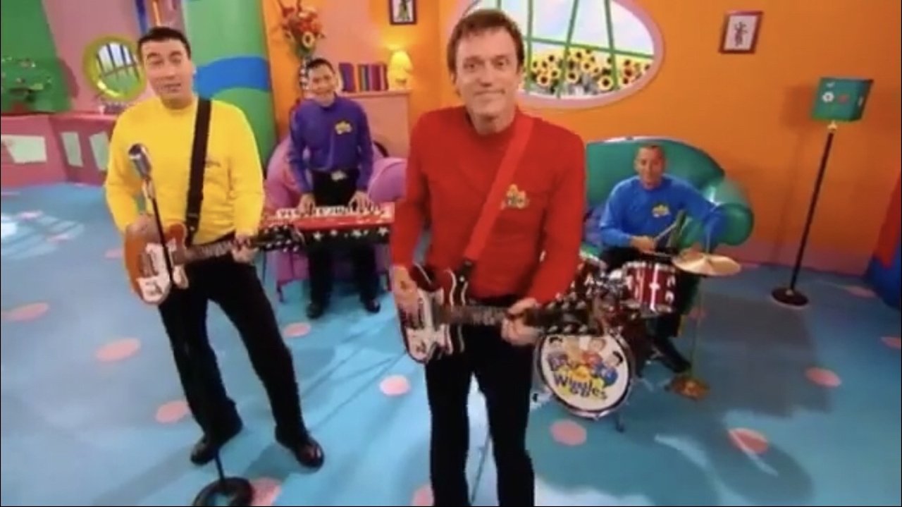 The Wiggles - Season 5 Episode 16 : Fluff Out Your Feathers