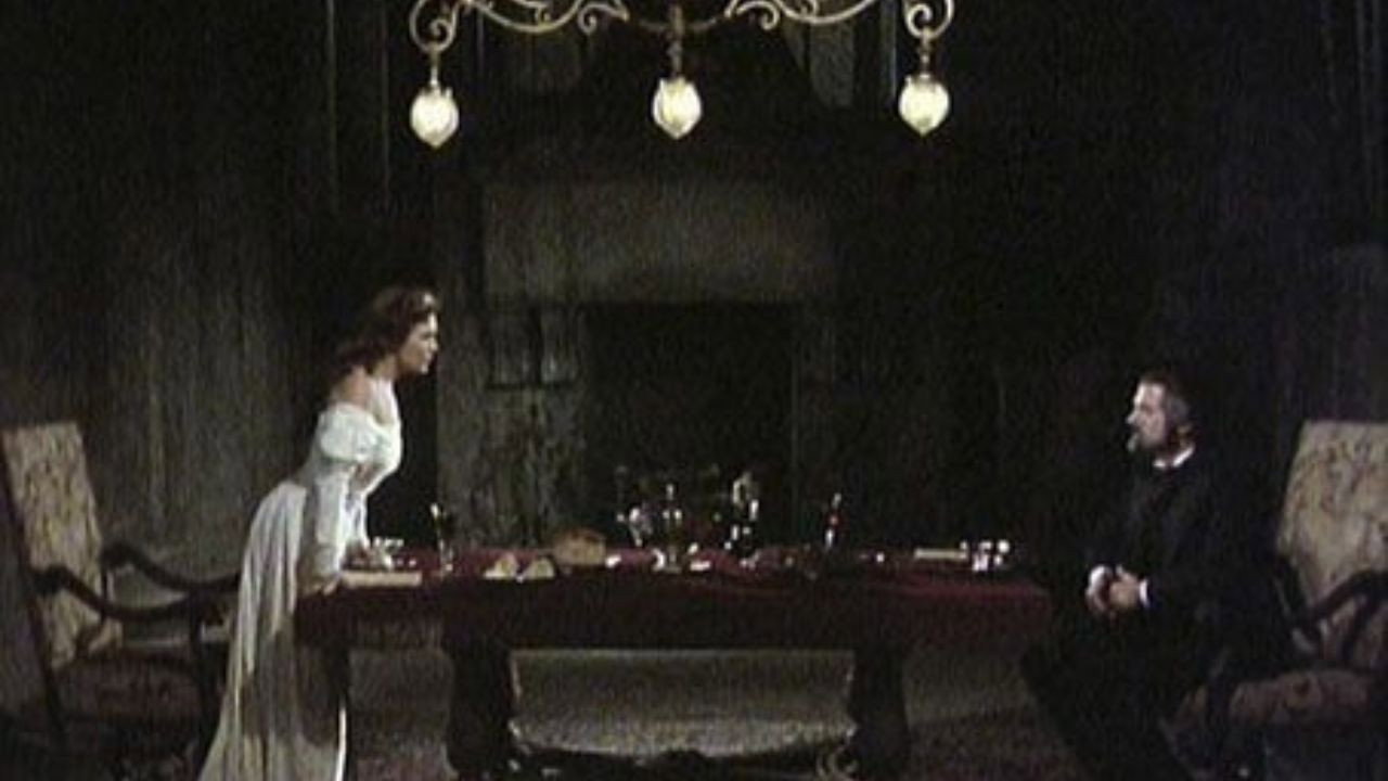 Duke Bluebeard's Castle backdrop