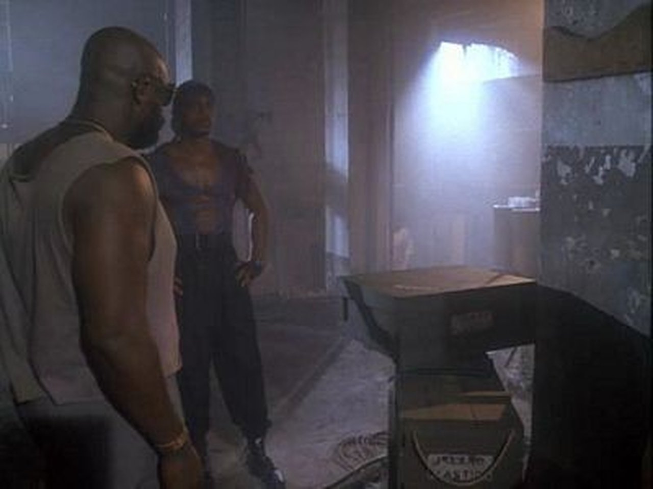 Miami Vice - Season 4 Episode 5 : Child's Play