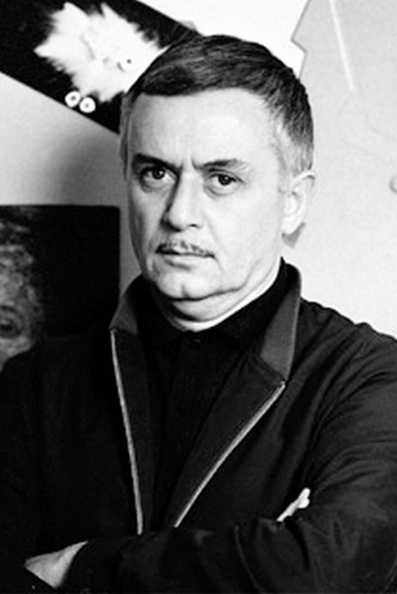 თენგიზ აბულაძე - مخرج