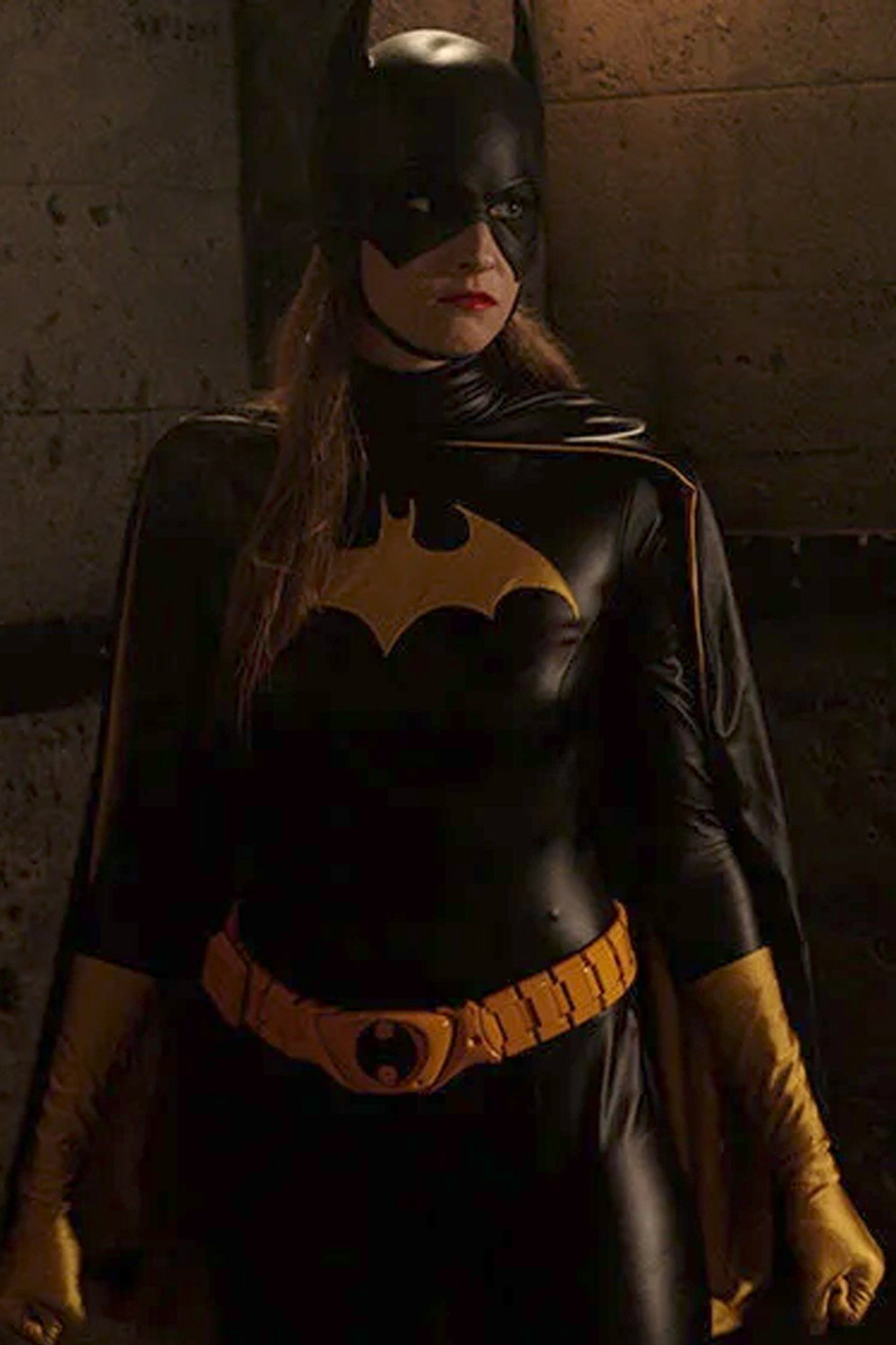 Batgirl: the prison