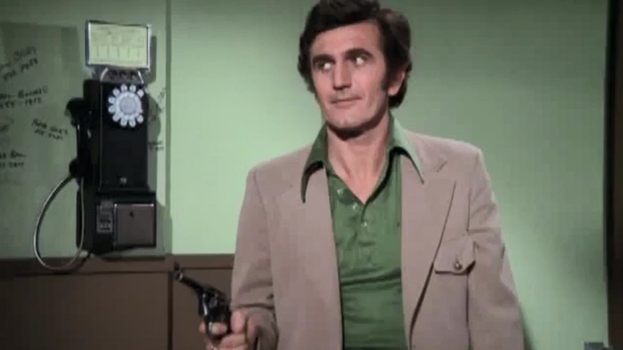 Mannix - Season 8 Episode 5 : The Green Men