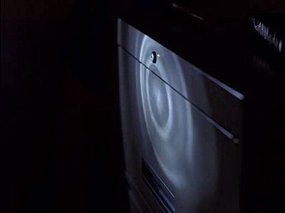 Miami Vice - Season 4 Episode 18 : Badge of Dishonor