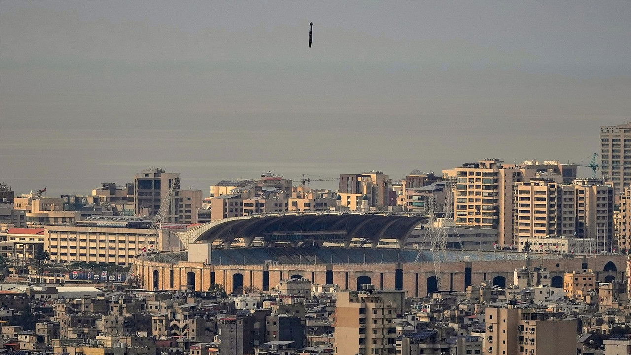 Le Dessous des images — Le missile avant l'impact