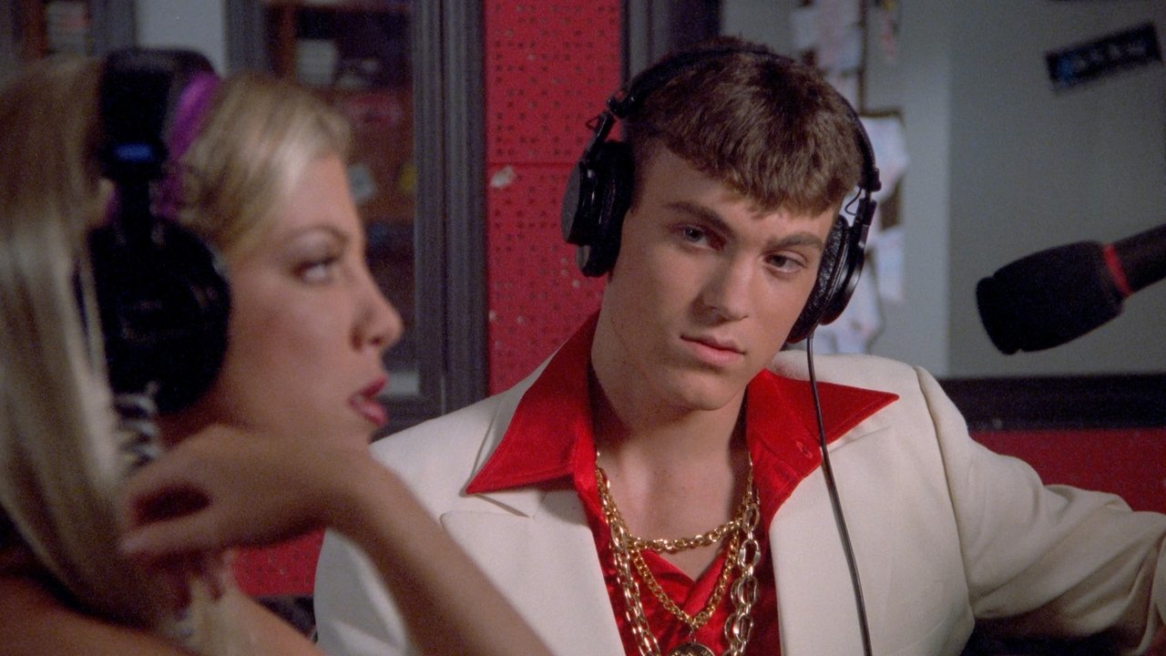Beverly Hills, 90210 - Season 4 Episode 4 : Greek to Me
