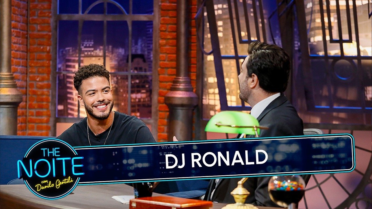 The Noite com Danilo Gentili - Season 12 Episode 29 : Ronald