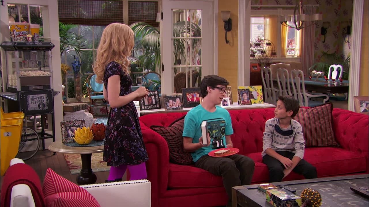 Liv and Maddie - Season 1 Episode 17 : Howl-A-Rooney