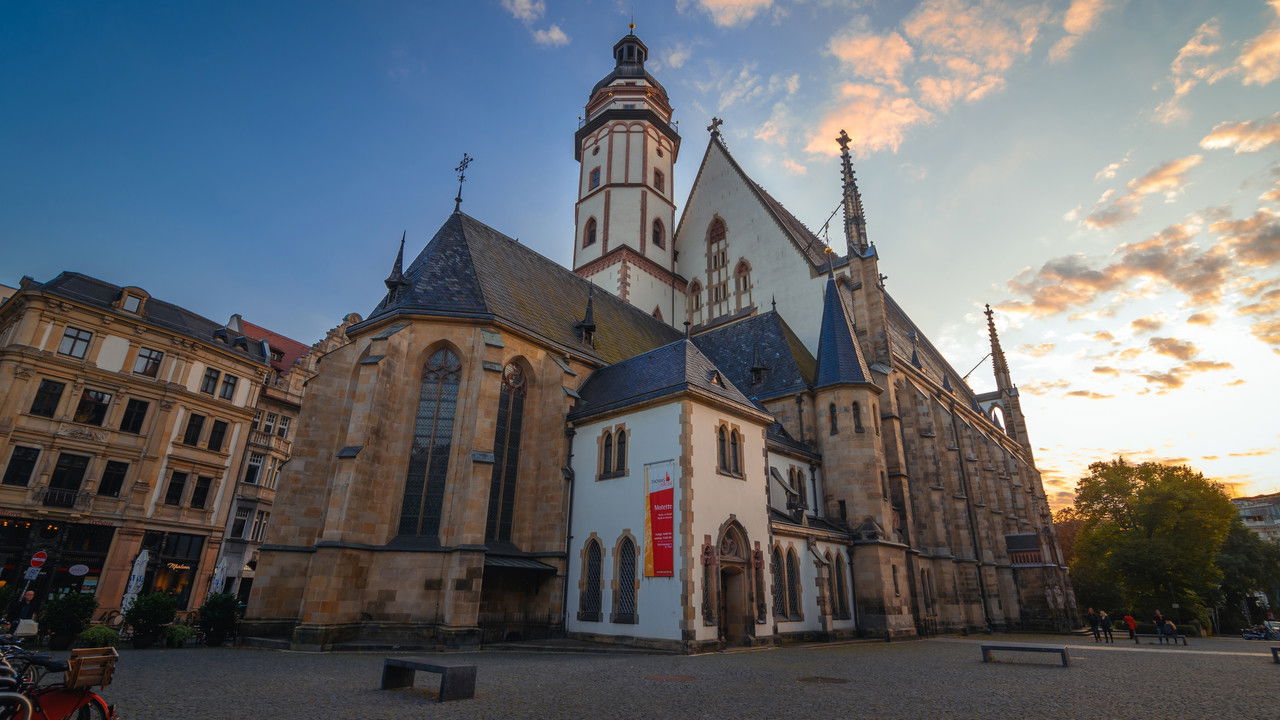 Encountering BACH backdrop