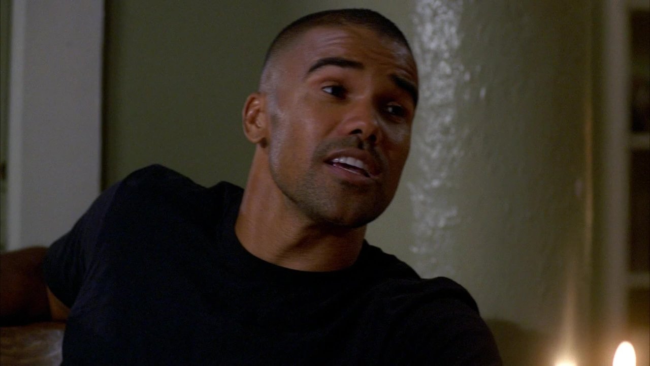 Criminal Minds - Season 2 Episode 12 : Profiler, Profiled