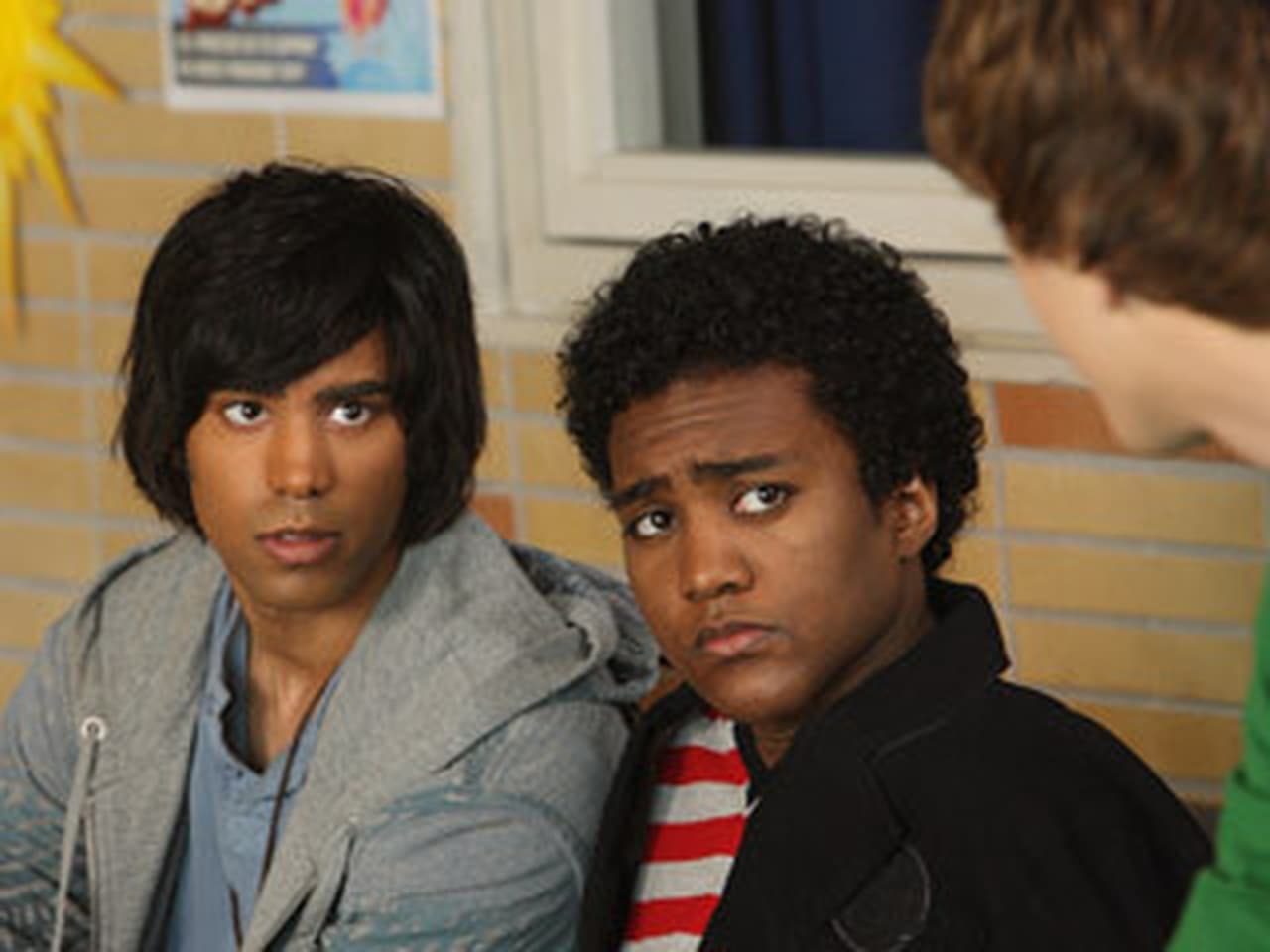 Degrassi - Season 9 Episode 4 : Close to Me