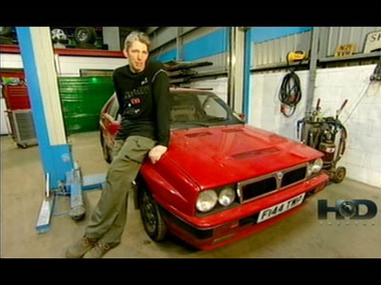 Wheeler Dealers - Season 3 Episode 3 : Lancia Delta Integrale 8v (Part 1)