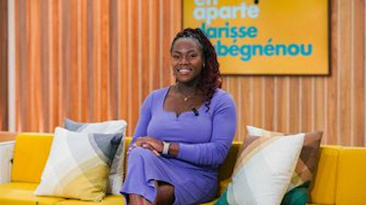 En aparté — Clarisse Agbégnénou