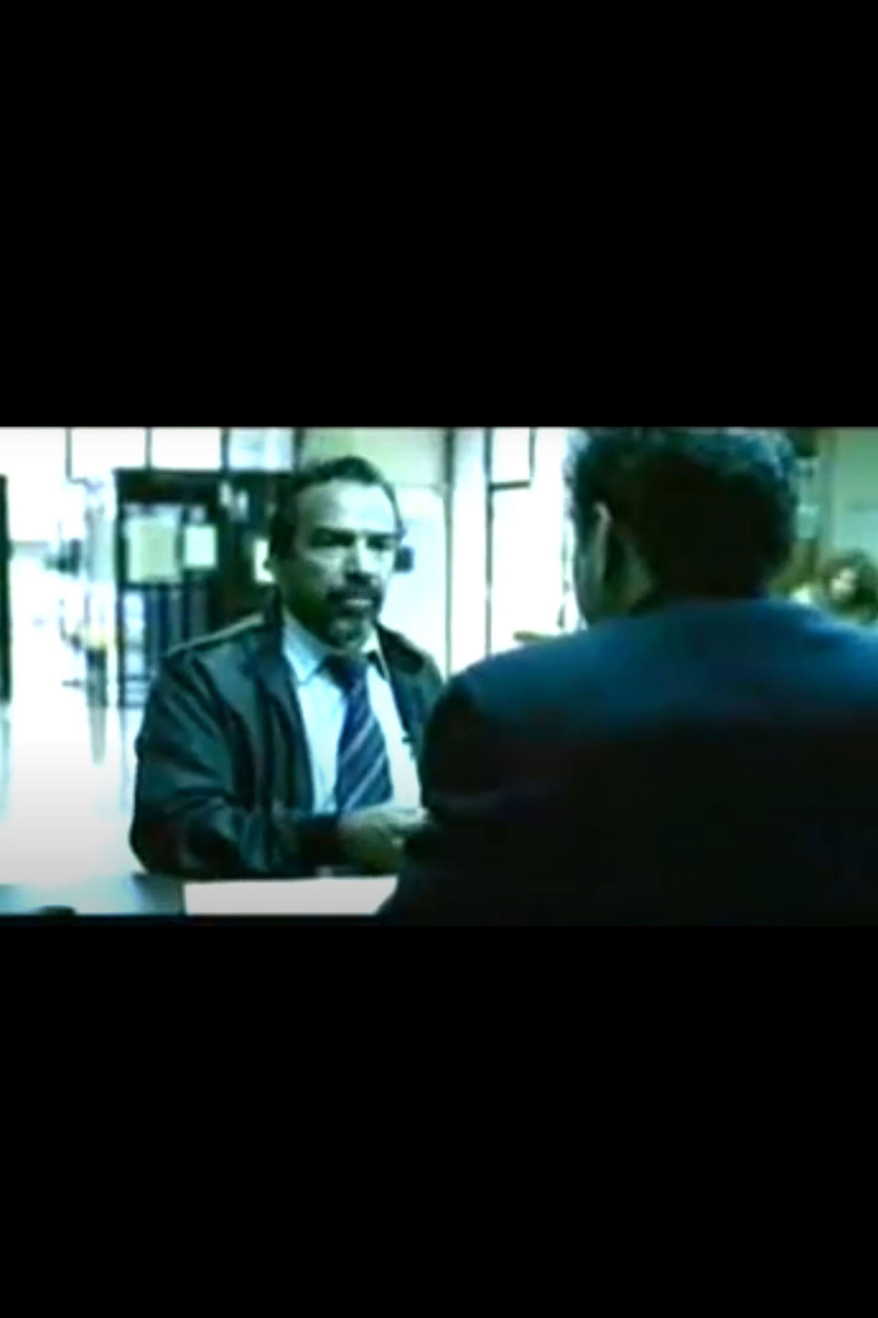 Nadie regresa por tercera vez Backdrop