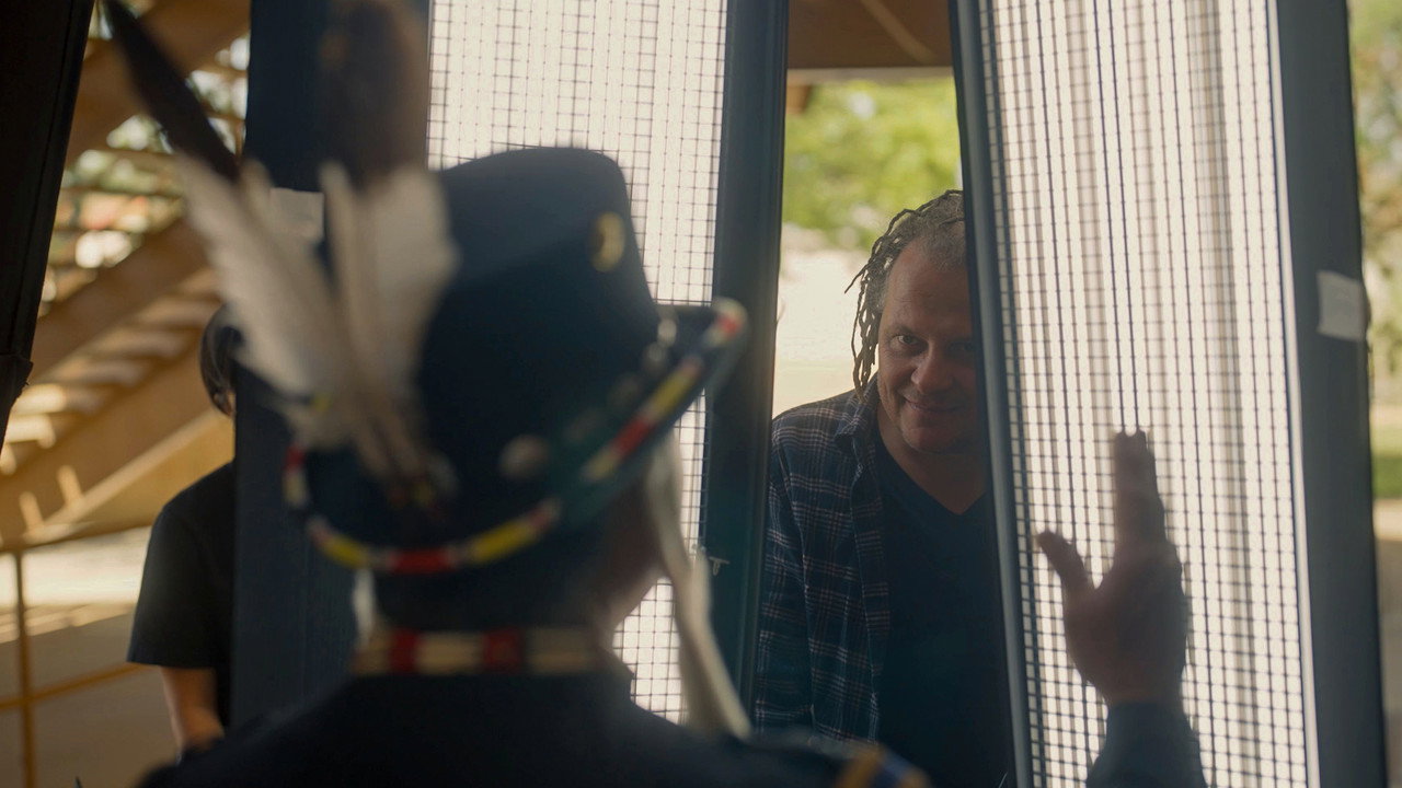 Immagine di copertina del trailer di We All Bleed Red