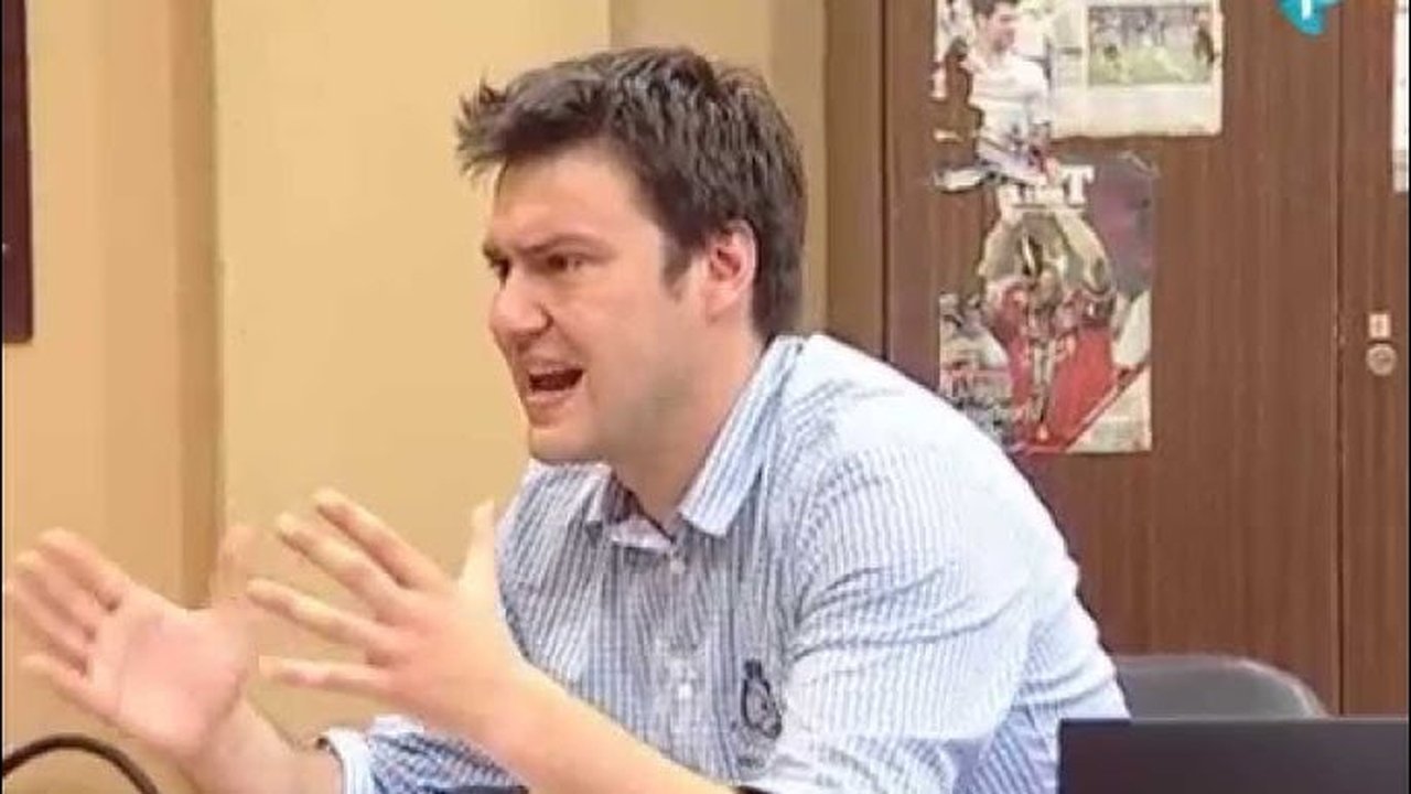 Government Job - Season 2 Episode 185 : 382 Rašomonac