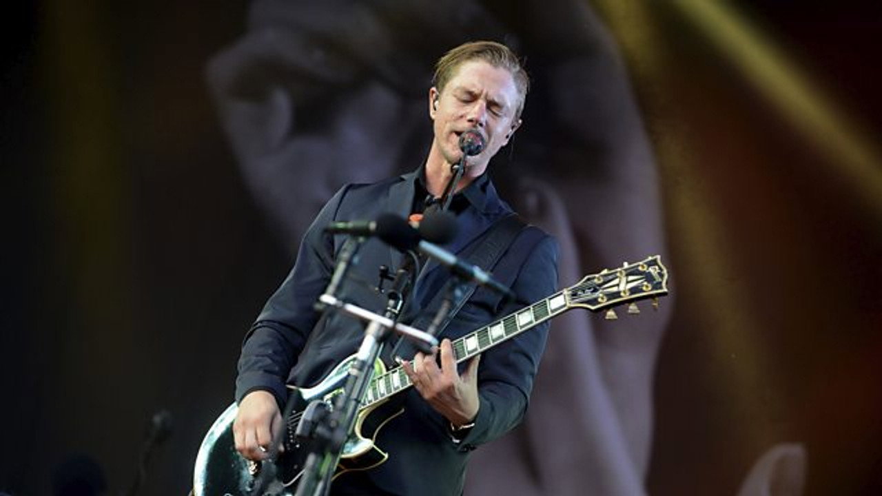 Glastonbury 18. Sezon 33. Bölüm