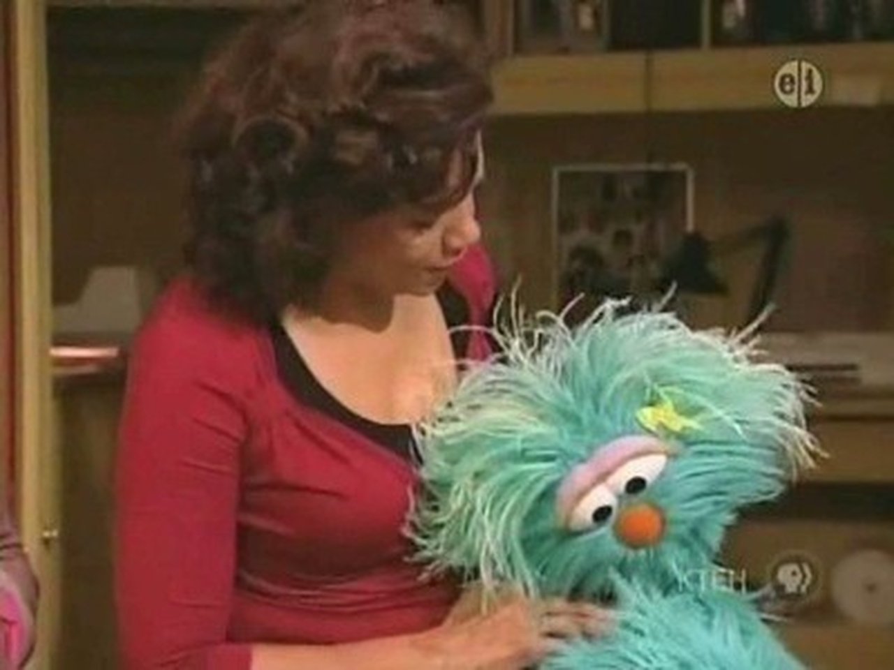 Sesame Street - Season 38 Episode 25 : Rosita Gets Upset at Zoe & Abby