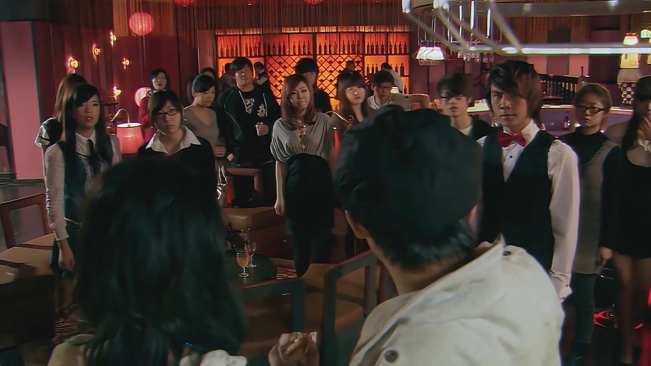 爱情公寓 — Épisode 15