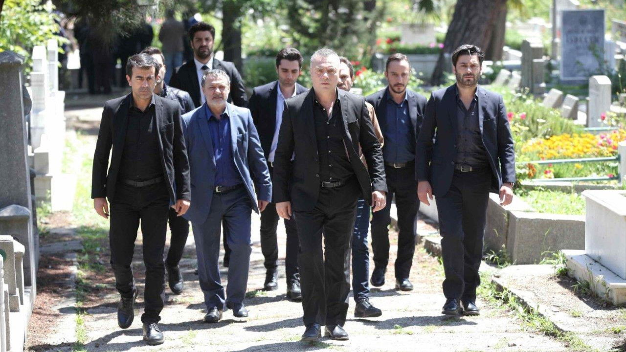 Eşkıya Dünyaya Hükümdar Olmaz — Épisode 32