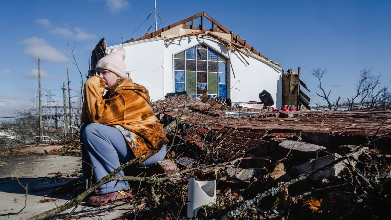 In the Eye of the Storm - Season 2 Episode 5 : Nightmare Before Christmas