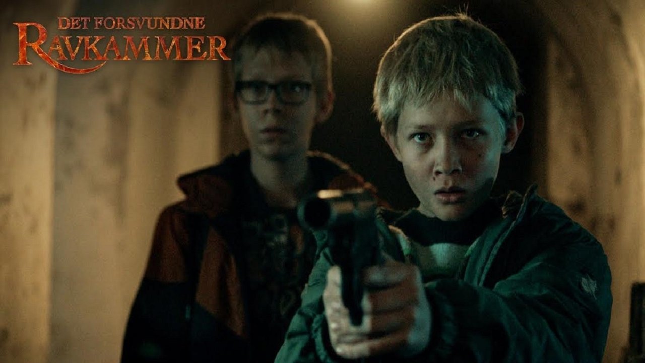 Det Forsvundne Ravkammer background