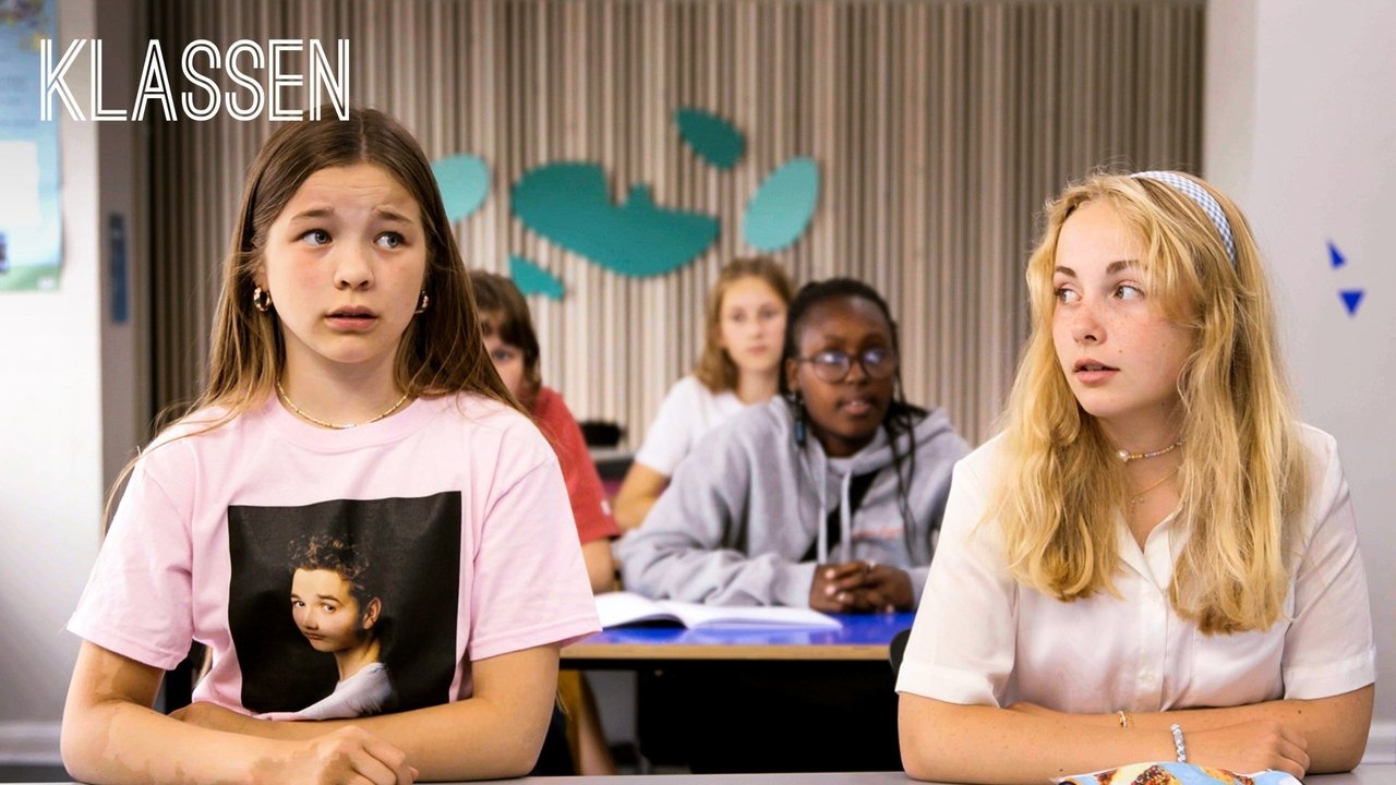 The Class - Season 10 Episode 10 : In love with a celebrity