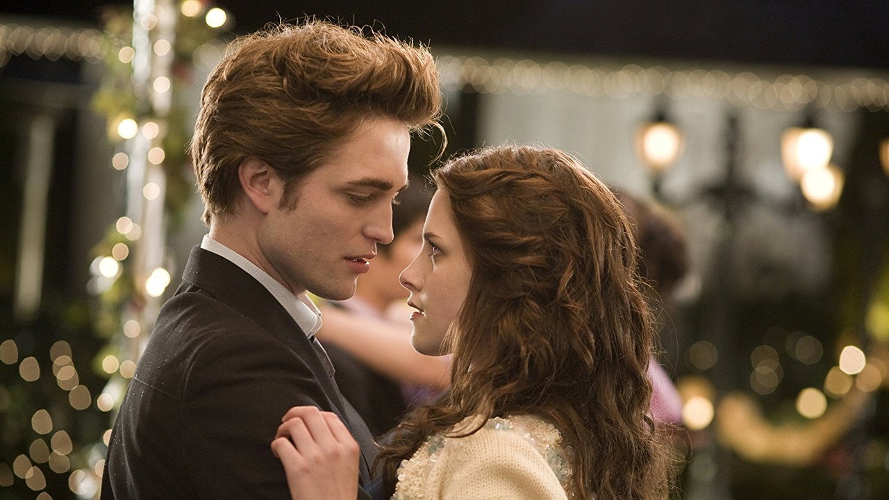 Twilight (2008) Hindi Dubbed backdrop