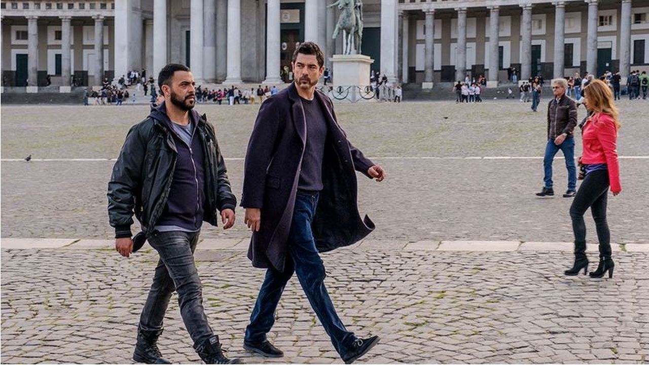 Image I bastardi di Pizzofalcone | Los bastardos de Pizzofalcone (2017)