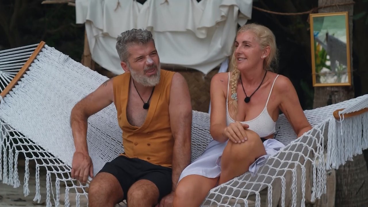 Casados no Paraíso - Season 1 Episode 46 : Episode 46