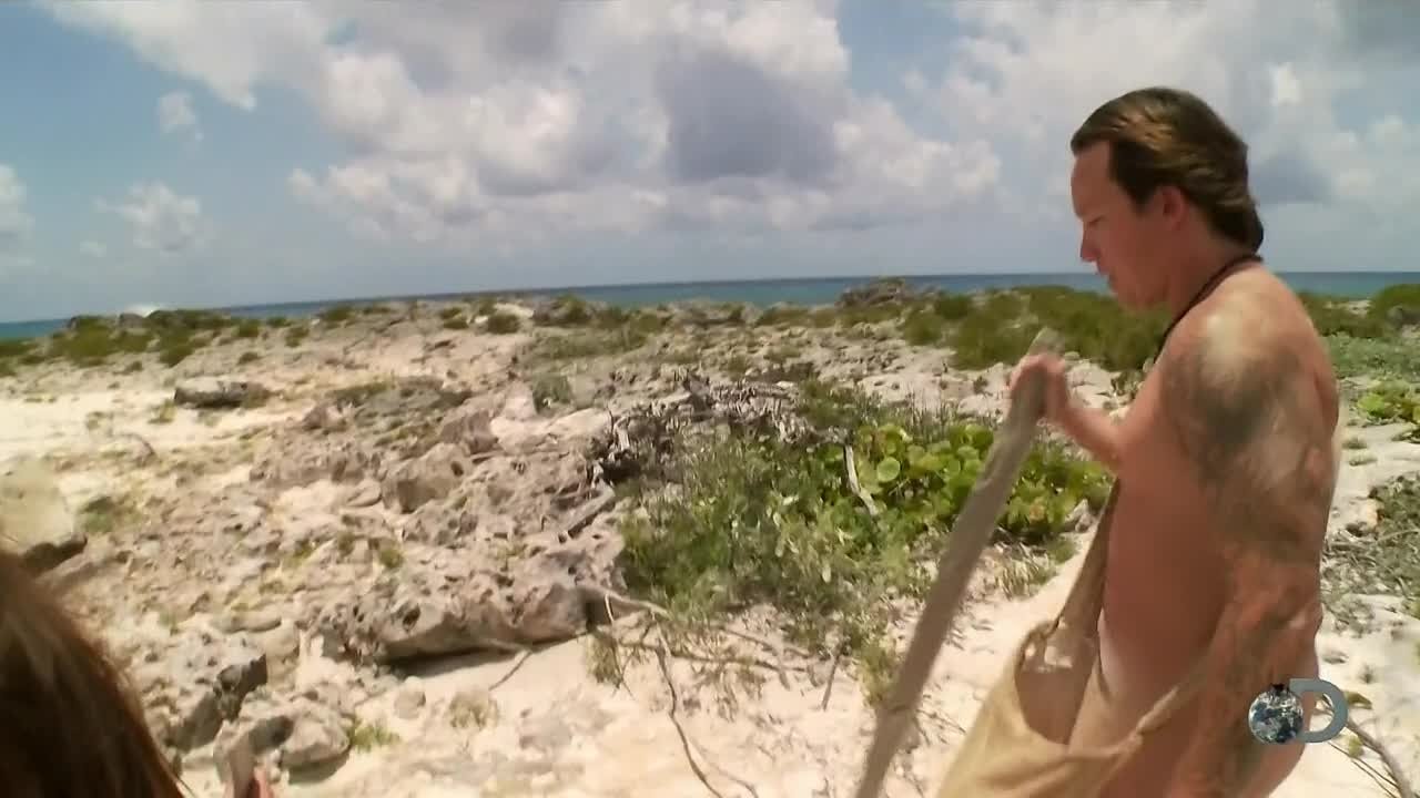 Naked and Afraid - Season 4 Episode 3 : Mayan Sacrifice