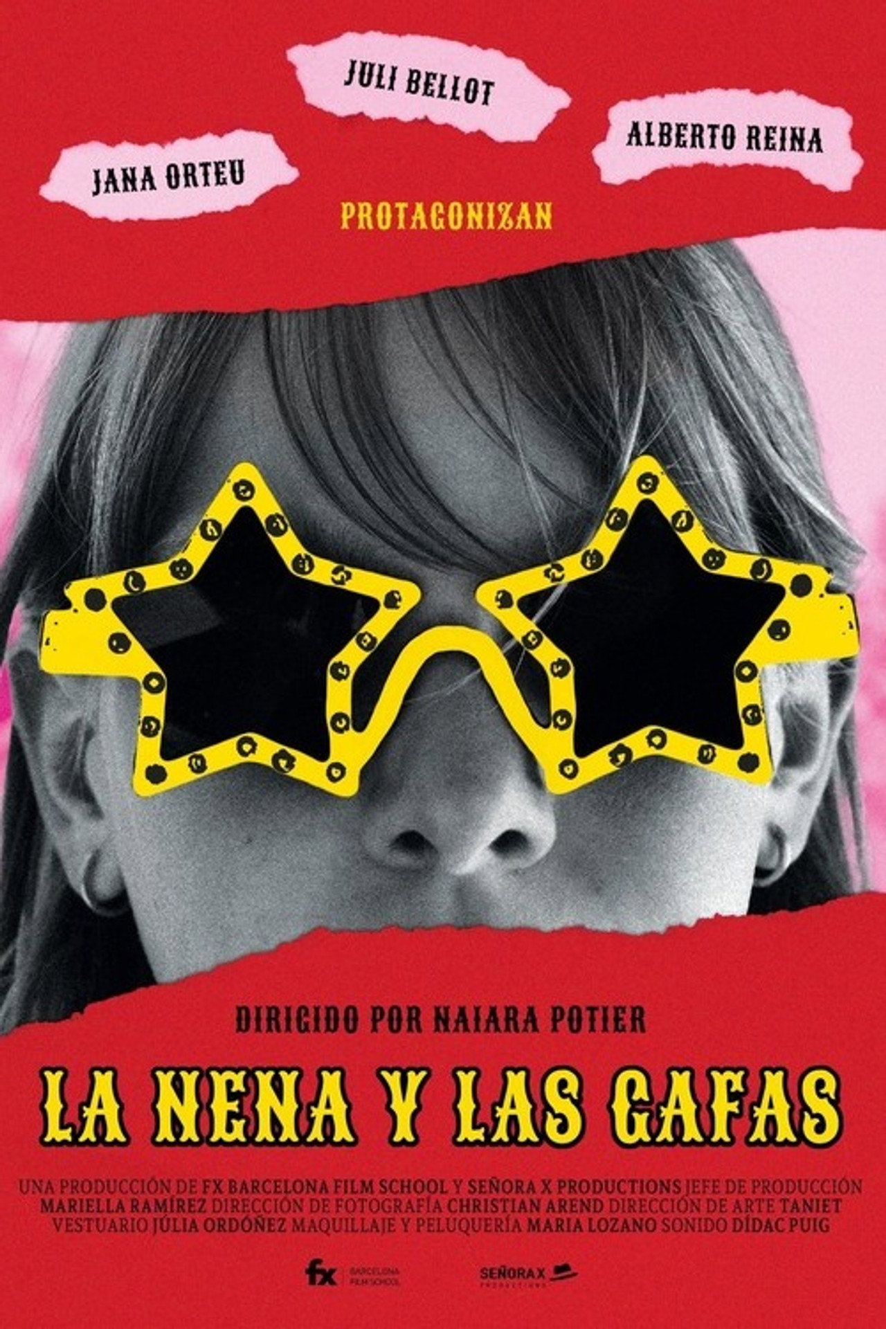 La nena y las gafas