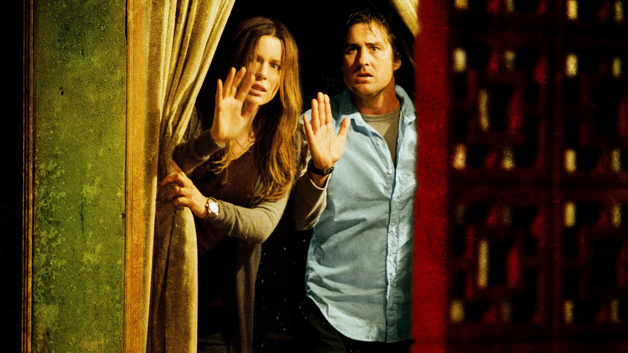 Vacancy (2007) Hindi Dubbed backdrop
