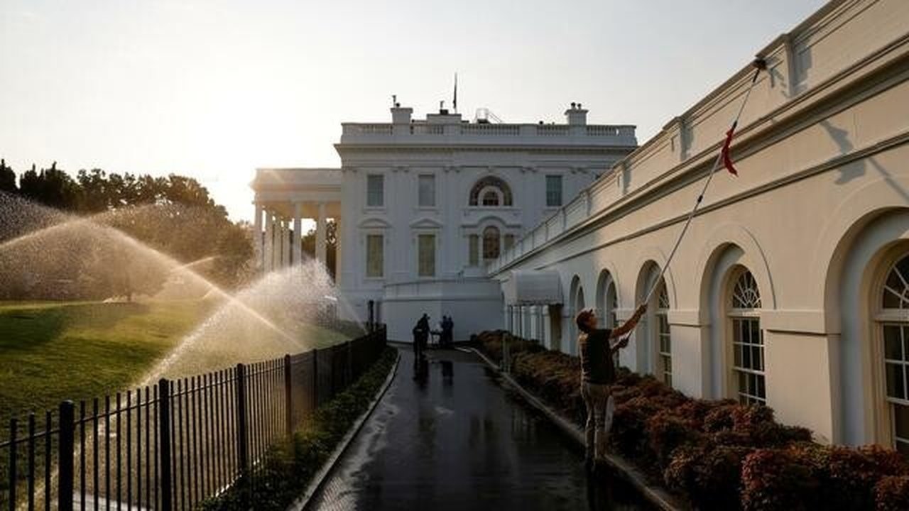 PBS NewsHour - Season 46 Episode 140 : July 15, 2021