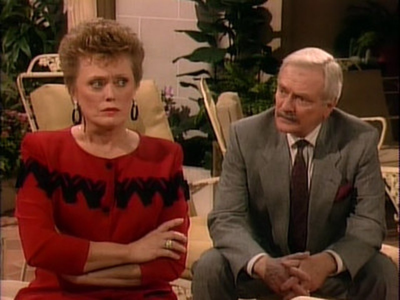 The Golden Girls - Season 6 Episode 9 : Mrs. George Devereaux