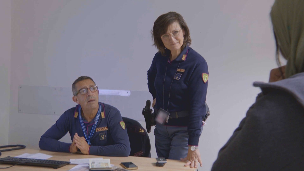 Stop! Border Control: Roma Fiumicino — Épisode 6