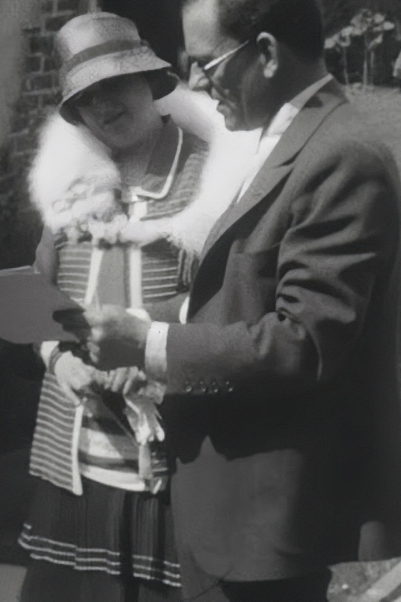 Mabel and Bill Dumphy's visit with Hazel & Lon Chaney