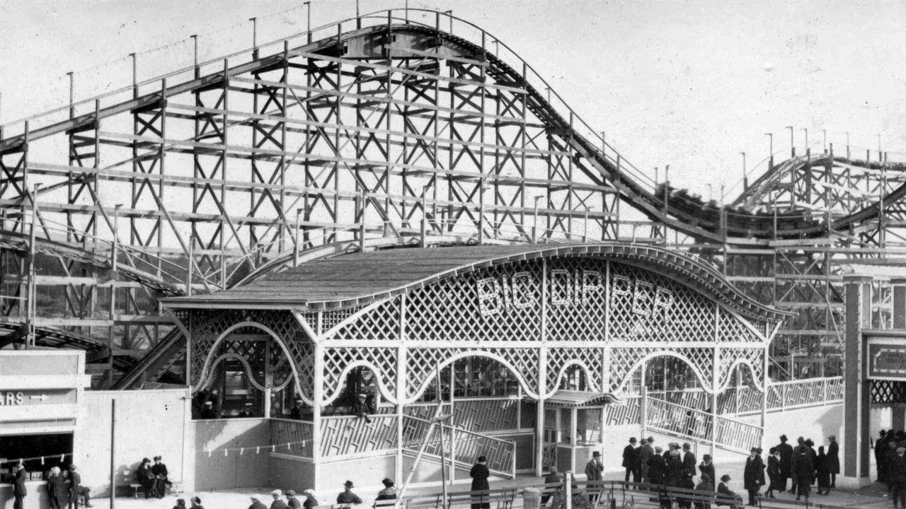 Remembering Playland at the Beach background