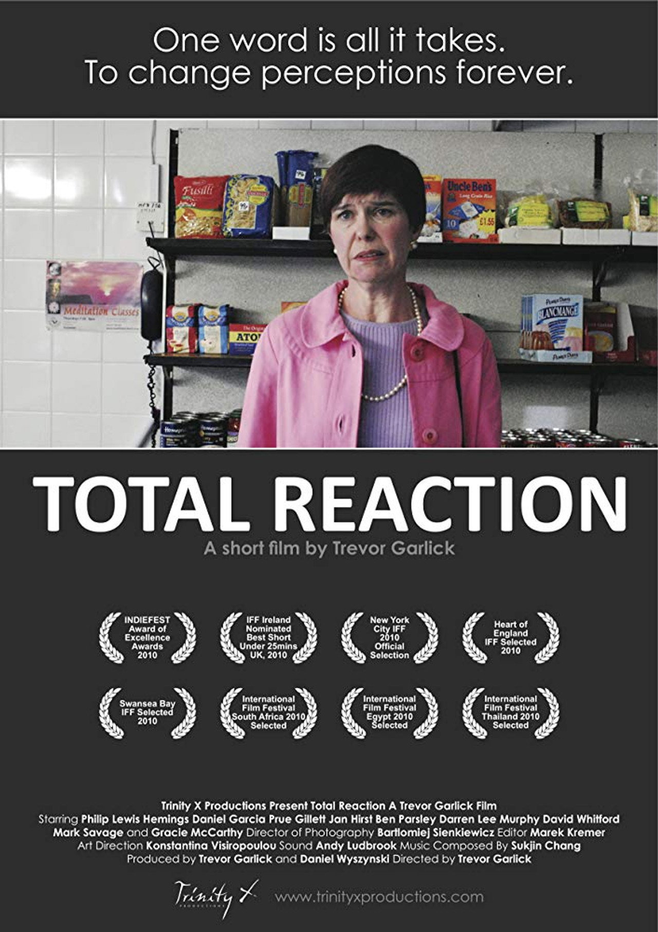 Total Reaction filmaffisch