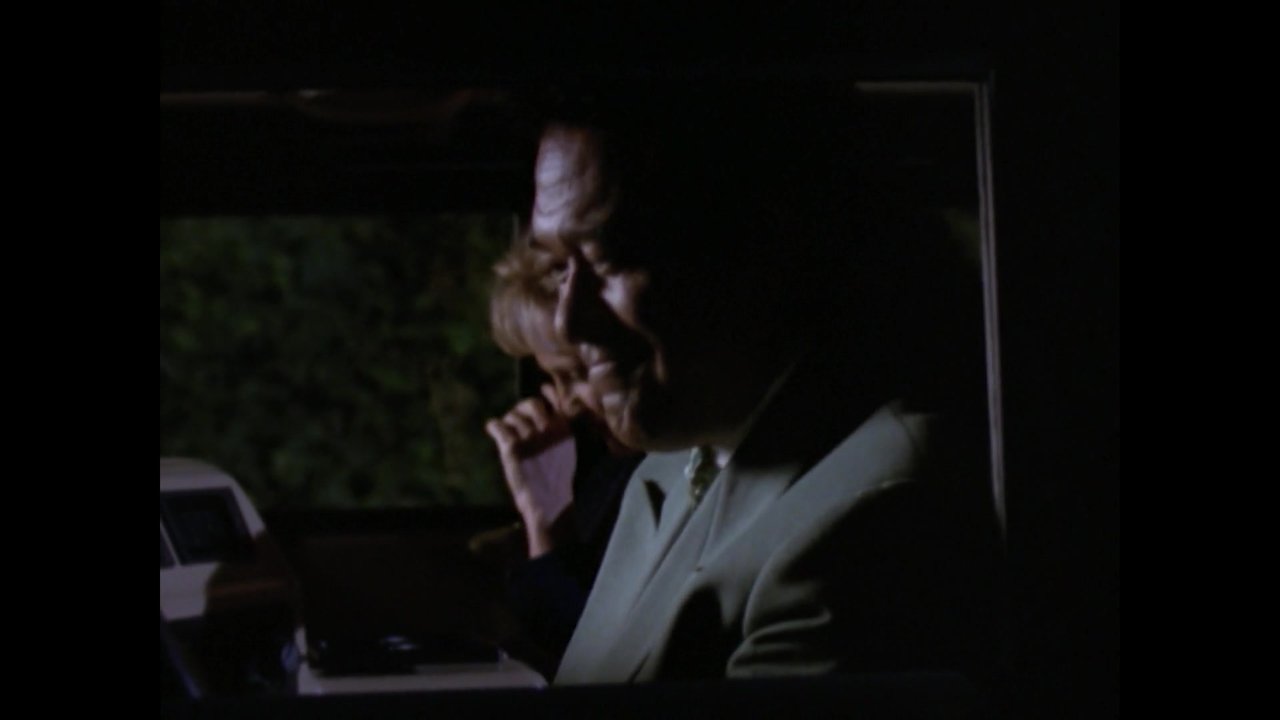 Renegade - Season 5 Episode 15 : Swm Seeks Vctm