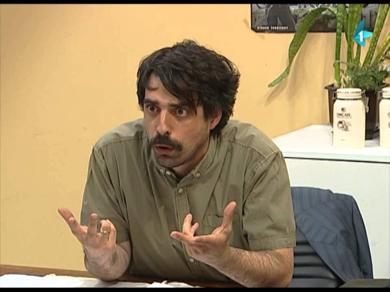 Government Job - Season 2 Episode 152 : 349 Vođa