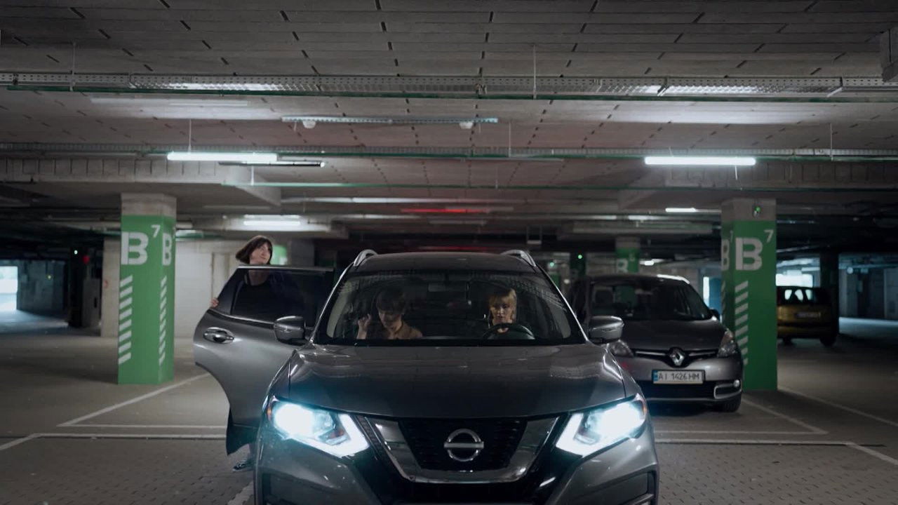 Волонтери — Épisode 7