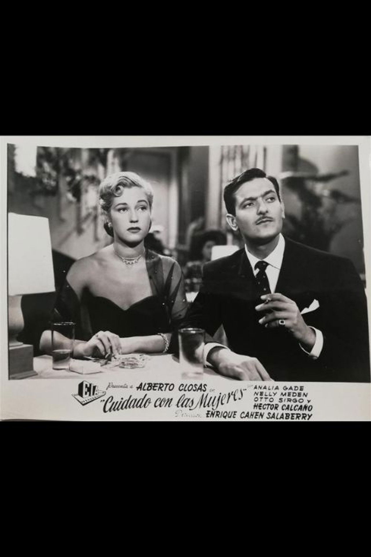 Cuidado con las mujeres Backdrop