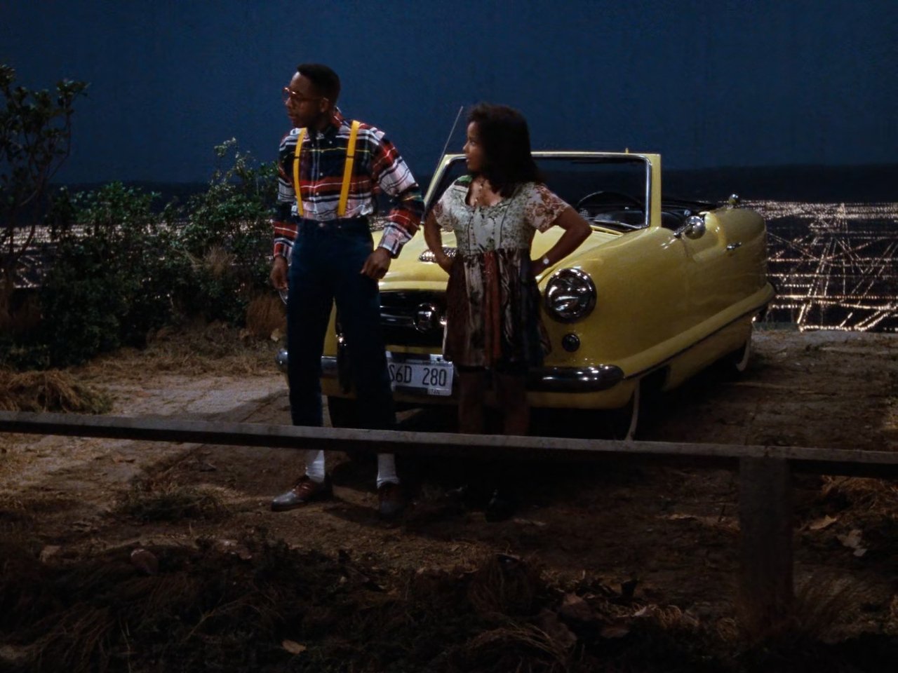 Family Matters - Season 6 Episode 9 : Paradise Bluff