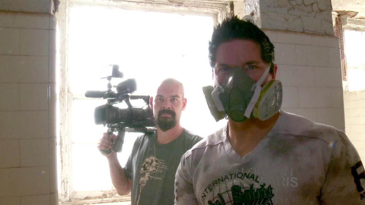 Ghost Adventures - Season 7 Episode 13 : Crazy Town