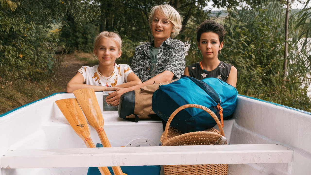 Everyone Knows Better backdrop