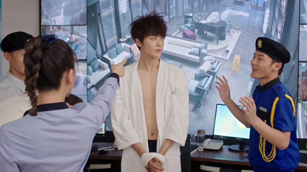 酒店实习生 — Épisode 1