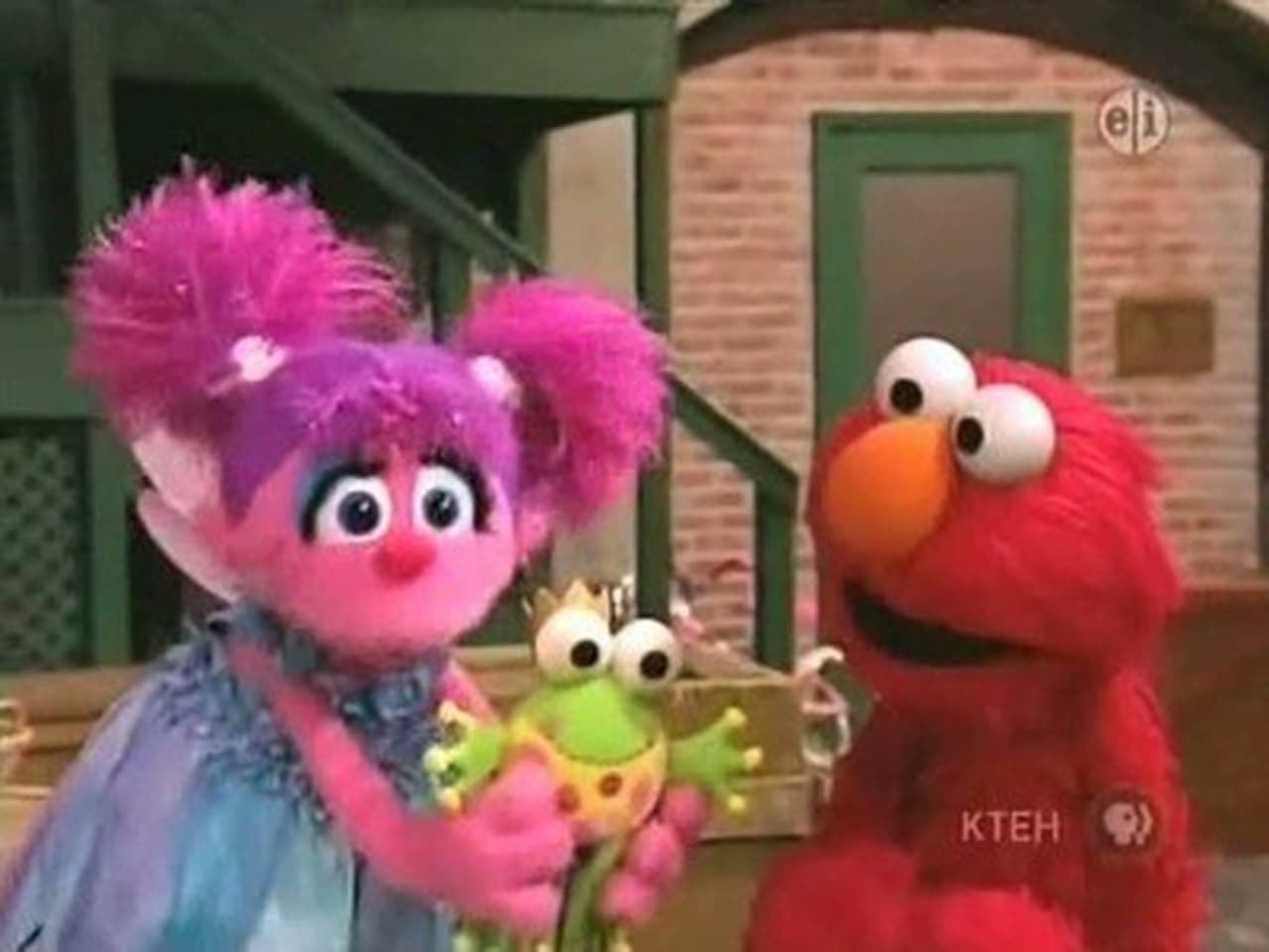 Sesame Street - Season 38 Episode 23 : Elmo Shows Abby How to Pretend