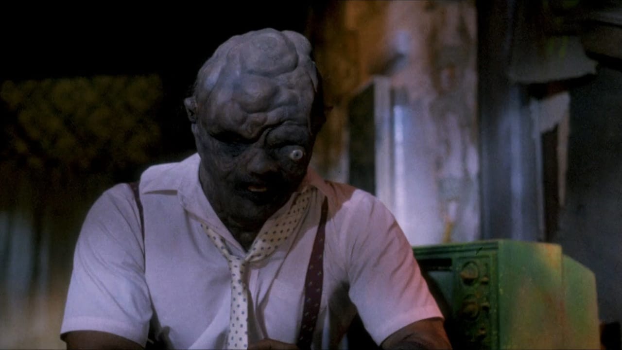 The Toxic Avenger Part III: The Last Temptation of Toxie background