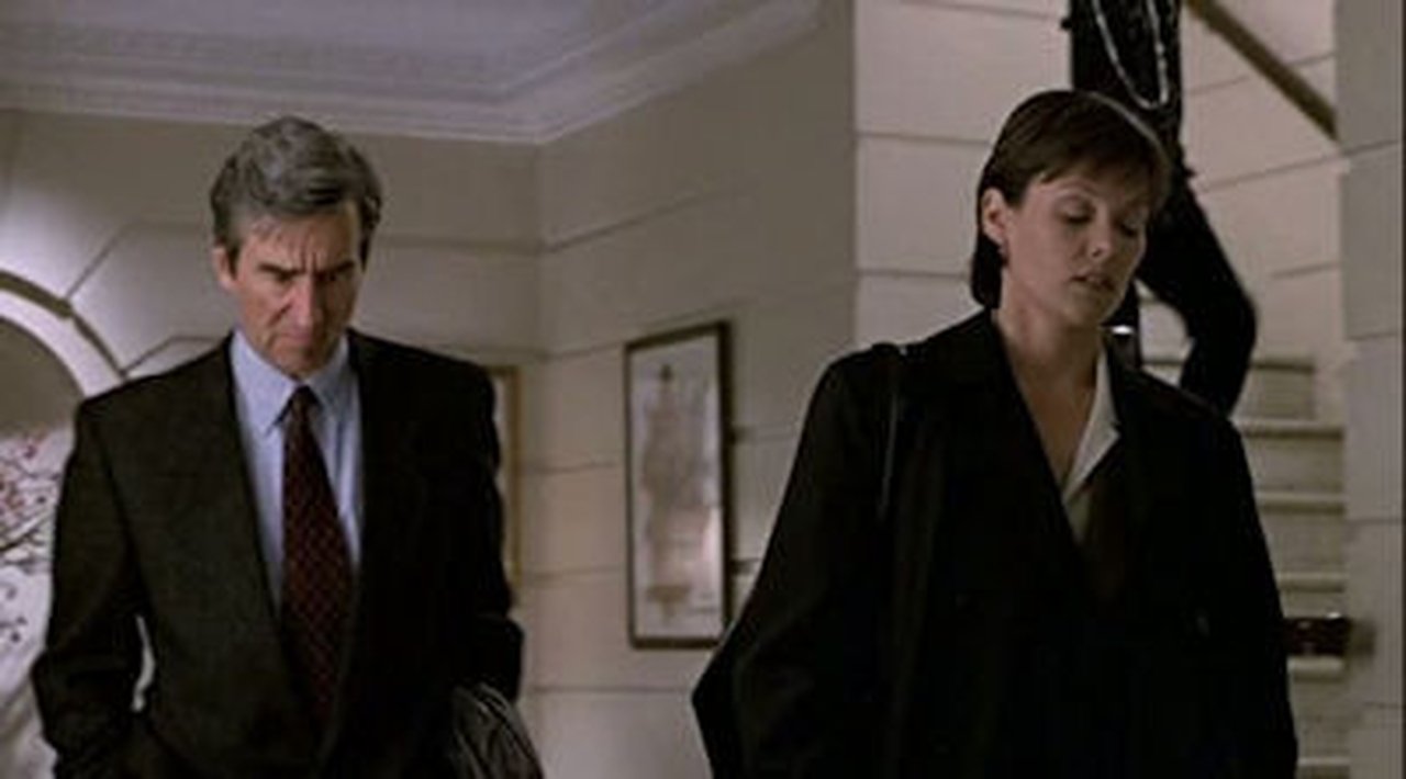 Law & Order - Season 7 Episode 8 : Family Business