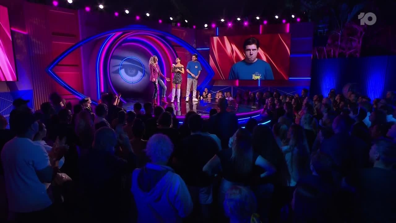 Big Brother - Season 16 Episode 2 : Episode 2